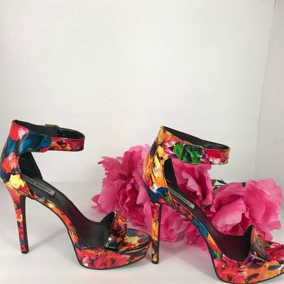 Steve Madden Sacchi Floral Stilettos. - Picture 3 of 8